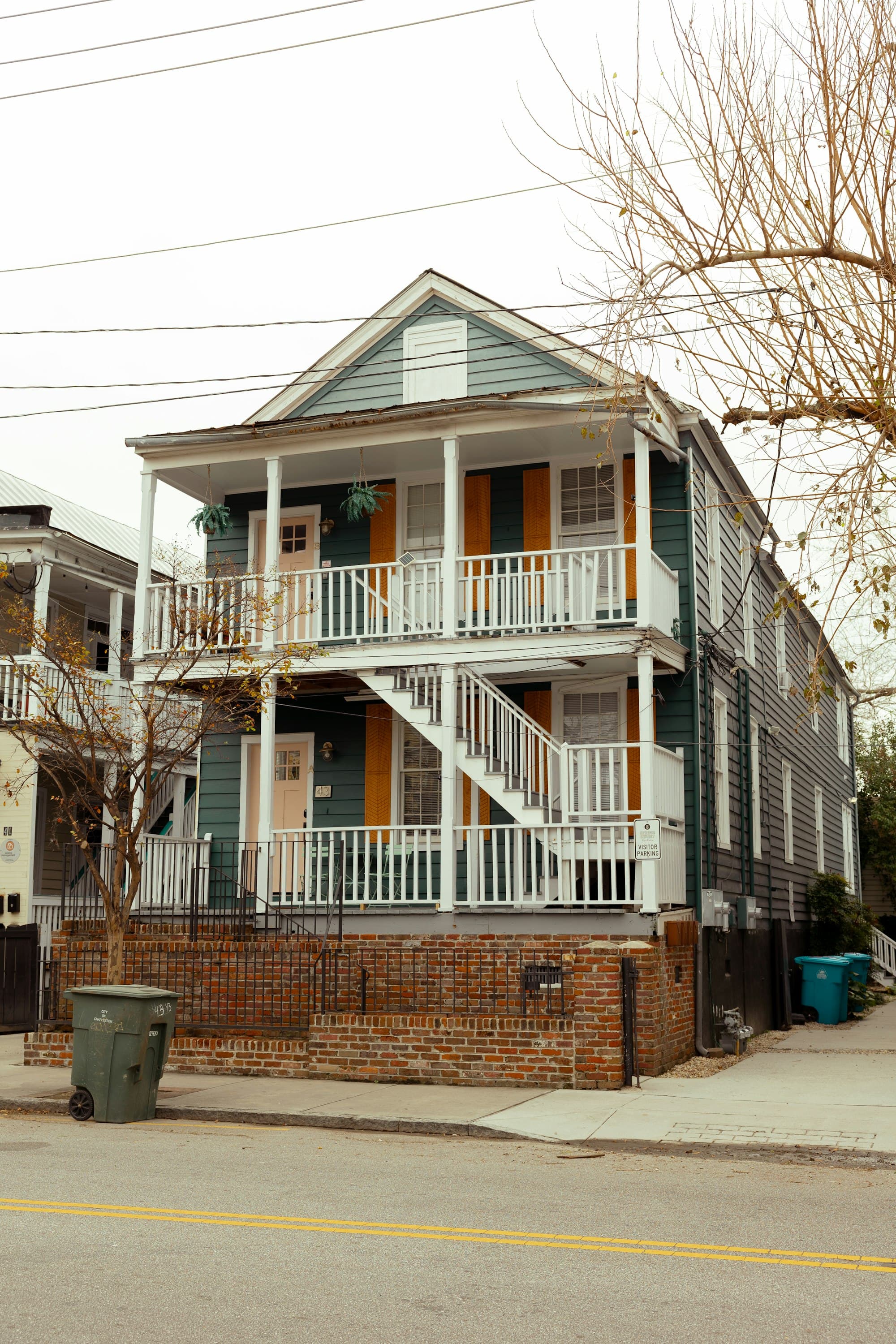 Historic single house with stacked piazzas in Charleston, South Carolina